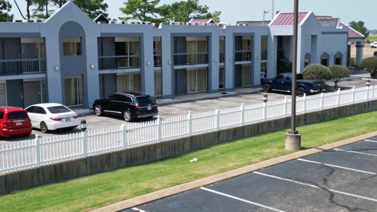Crossroads Inn & Suites West Memphis Exterior photo